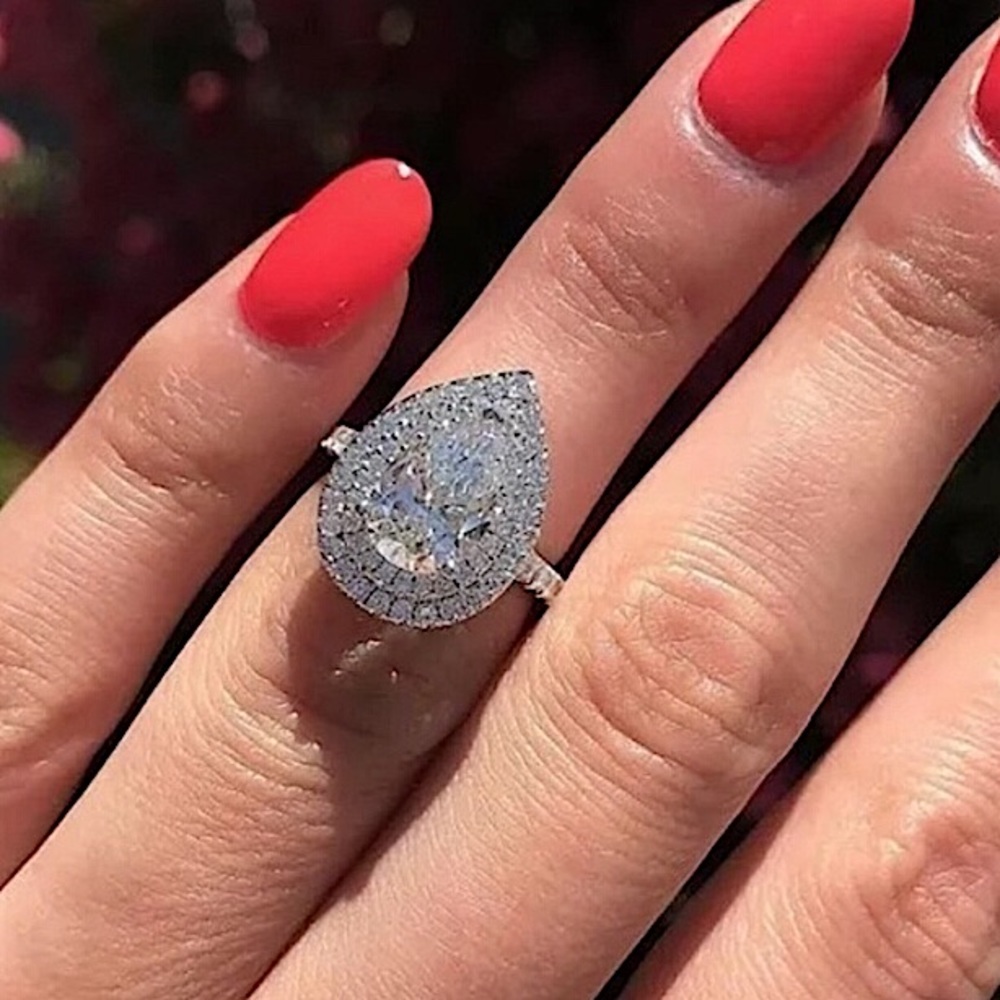 💎WHITE SAPPHIRE RING💎 - Picture 3 of 4